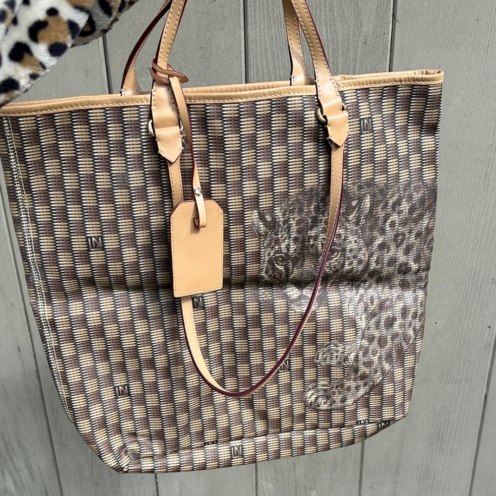 Loup Noir Extra Large Tote Bag Beige